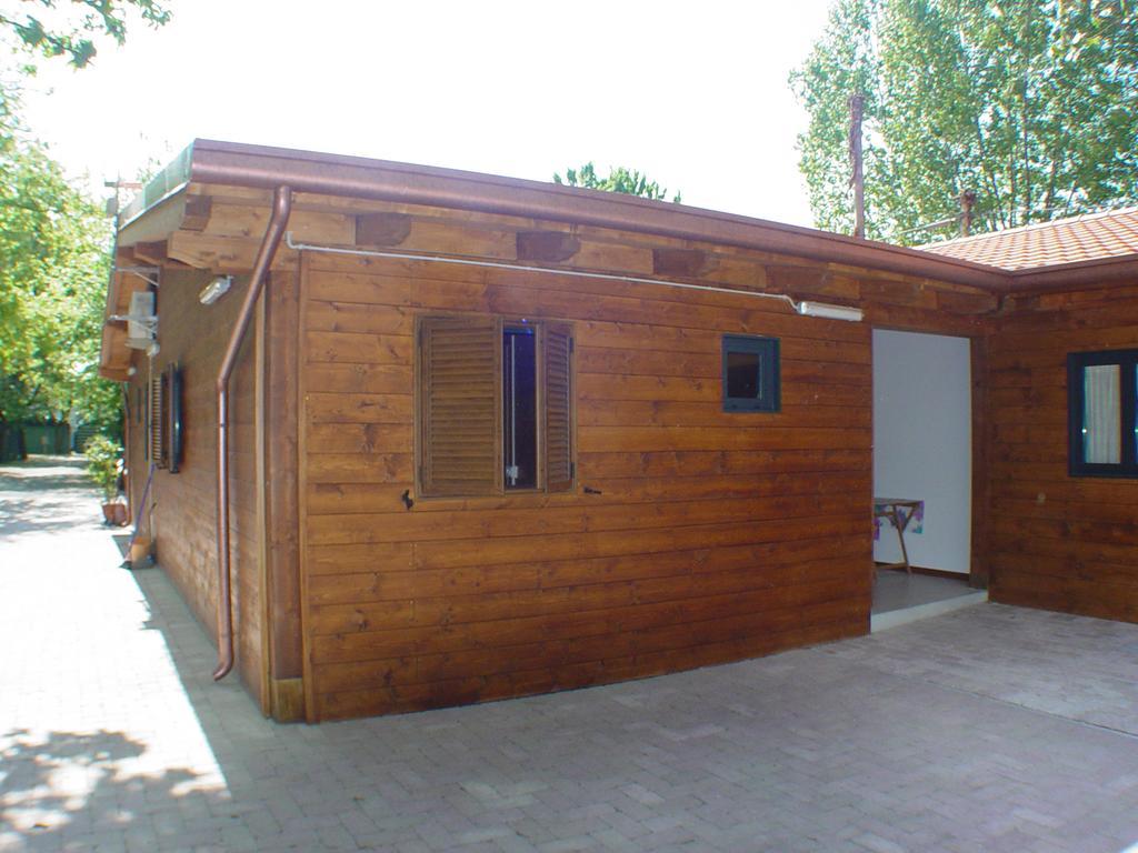 Camping Luni Marina di Massa Extérieur photo