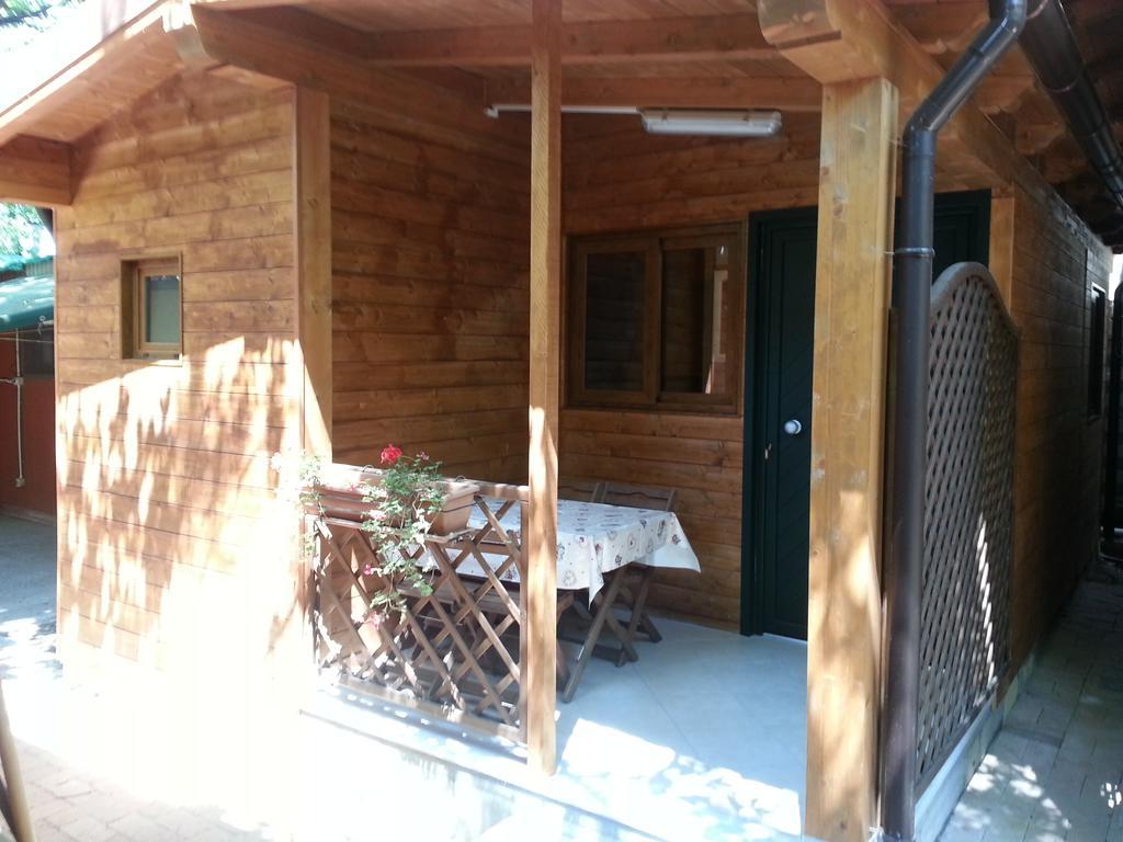 Camping Luni Marina di Massa Extérieur photo
